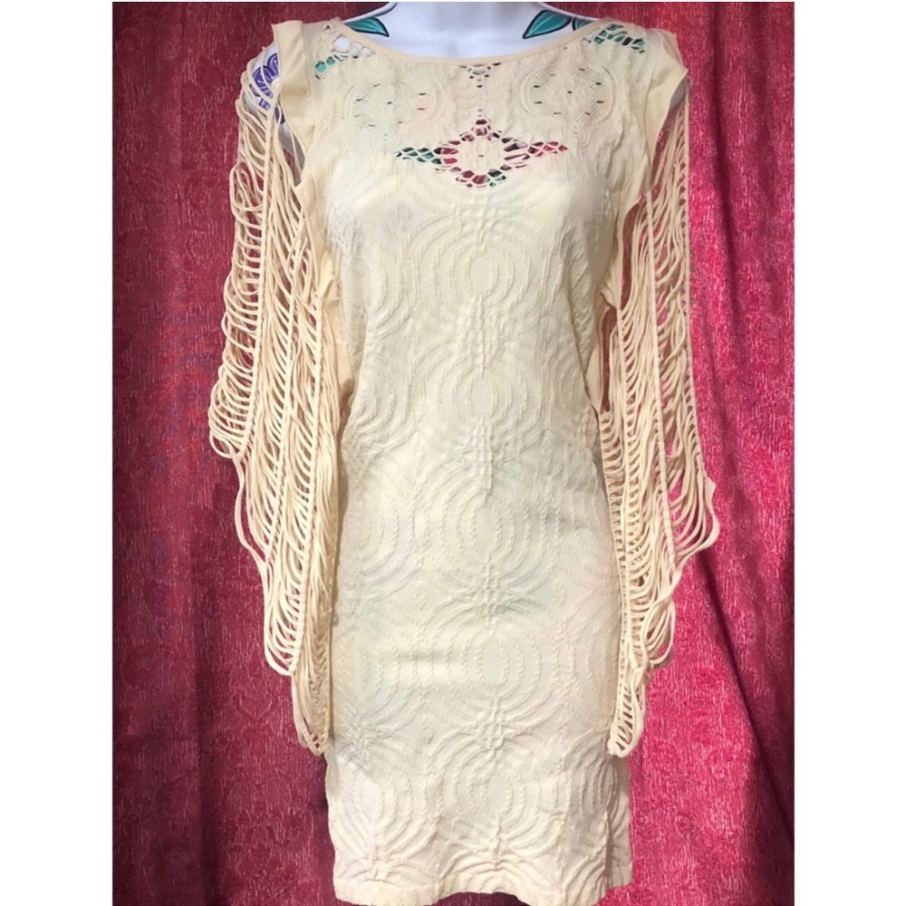 🎉BOGO 50% off🎉Beautiful, stretch form fitting dress, size small/medium